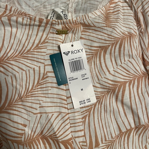 Super cute and comfy Roxy romper. Tags on! - Picture 5 of 5